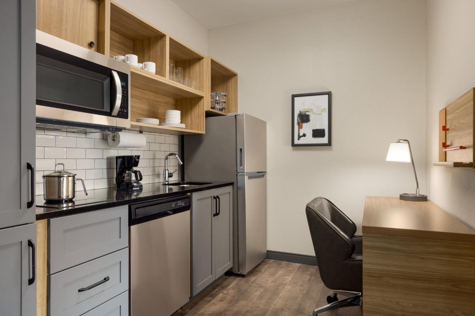 Candlewood Suites Pittston By Ihg Exteriör bild